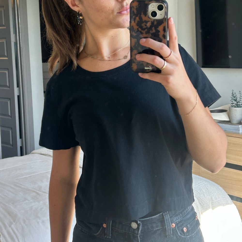 Wilfred Black Short Sleeve Tee
